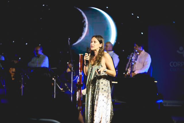 Concierto Cielos 2025: Charla con una proyección de un planeta